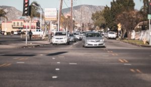 Paradise, NV - Accidente de coche en Sands Ave y Koval Ln resulta en lesiones