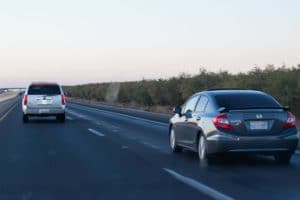 Goleta, CA - Coche contra tractor-remolque en la carretera 101 