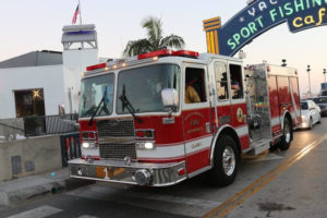 Las Vegas, NV - Una mujer muerta y un hombre herido en un incendio de una casa en Grimsby Ave en Henderson