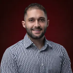 Rogeh Massis – Law Clerk